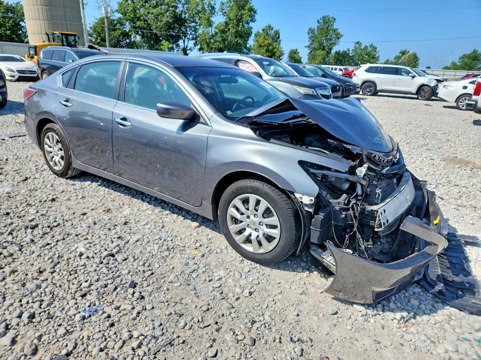 2015 Nissan Altima მანქანა იყიდება აუქციონზე, vin: 1N4AL3AP1FN322494, აუქციონის ნომერი: 61455076