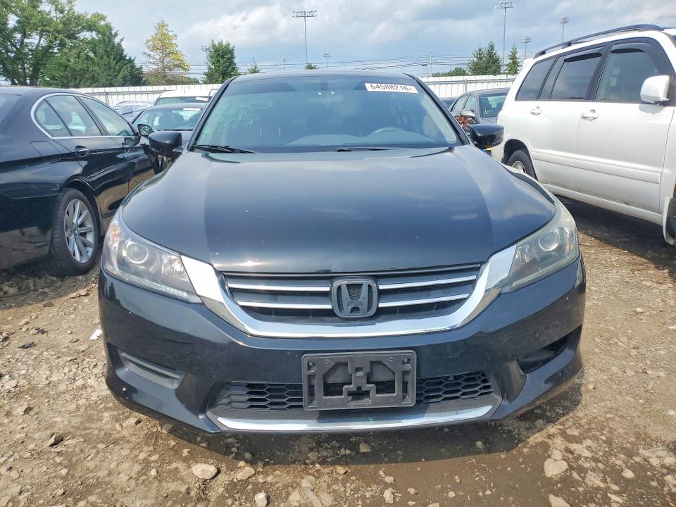 Продажа на аукционе авто 2015 Honda Accord, vin: 1HGCR2F37FA018273, номер лота: 64588216