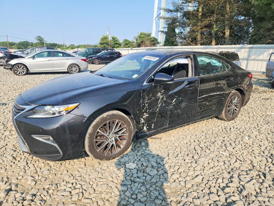 64969356 :رقم المزاد ، 58ABK1GG9GU026227 vin ، 2016 Lexus Es مزاد بيع
