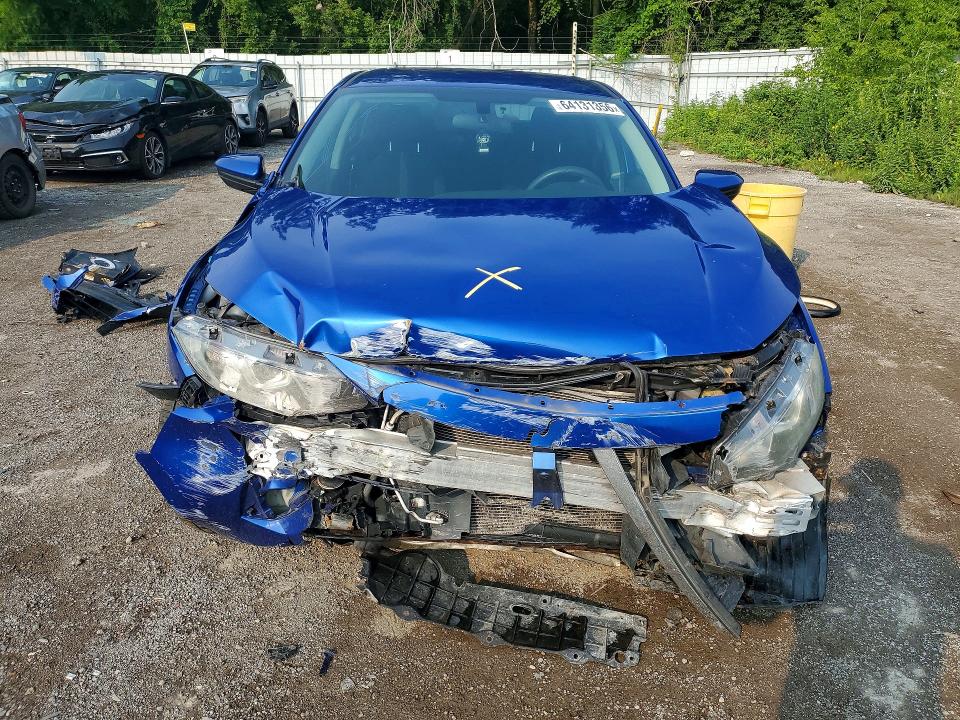 Продажа на аукционе авто 2018 Honda Civic, vin: 2HGFC2F56JH008277, номер лота: 64131356