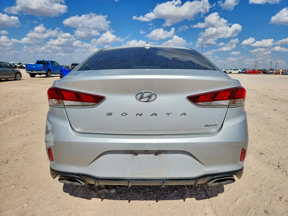 Продажа на аукционе авто 2018 Hyundai Sonata, vin: 5NPE34AF1JH695150, номер лота: 64310686