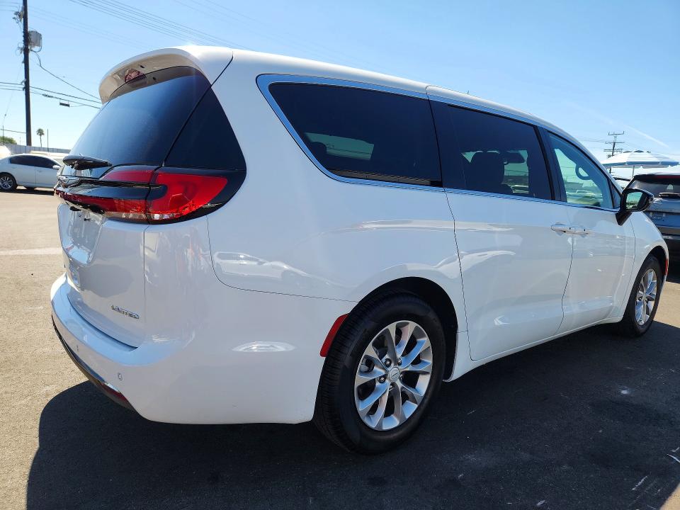 Aukcja sprzedaży 2026 Chrysler Pacifica, vin: 2C4RC1GG7TR243869, numer aukcji: 65877656