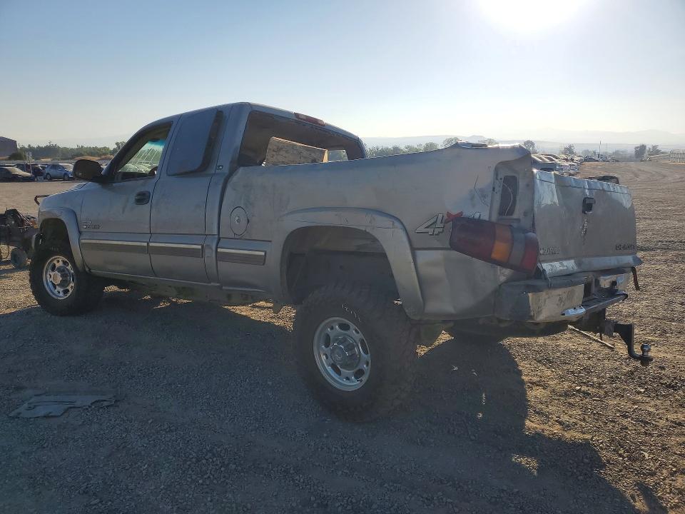 2002 Chevrolet Silverado მანქანა იყიდება აუქციონზე, vin: 1GCHK29172E185352, აუქციონის ნომერი: 64317726