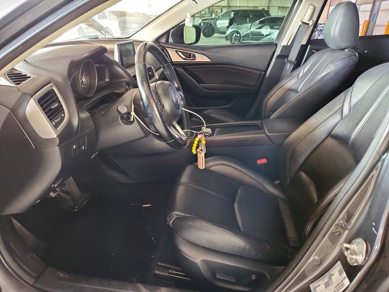 Продаж на аукціоні авто 2018 Mazda 3, vin: 3MZBN1V31JM239572, номер лоту: 64854196