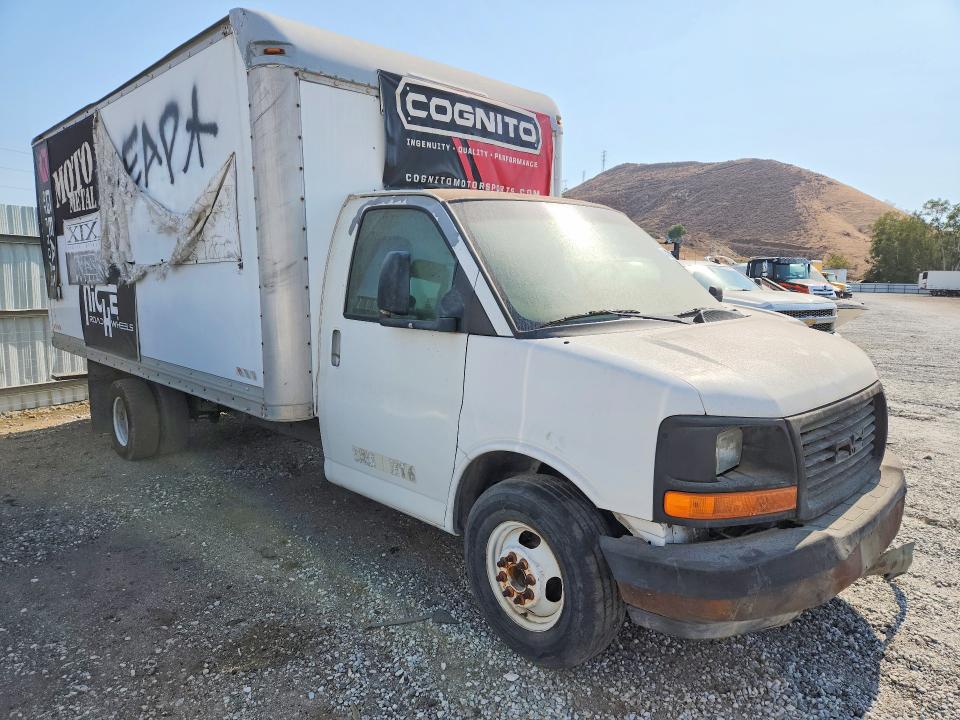 2004 Gmc Savana მანქანა იყიდება აუქციონზე, vin: 1GDJG31U941910017, აუქციონის ნომერი: 64258216