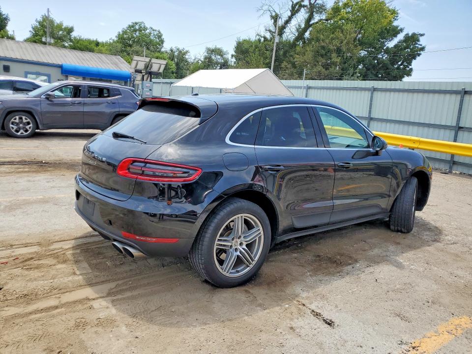 Продаж на аукціоні авто 2016 Porsche Macan, vin: WP1AB2A51GLB55958, номер лоту: 64514356
