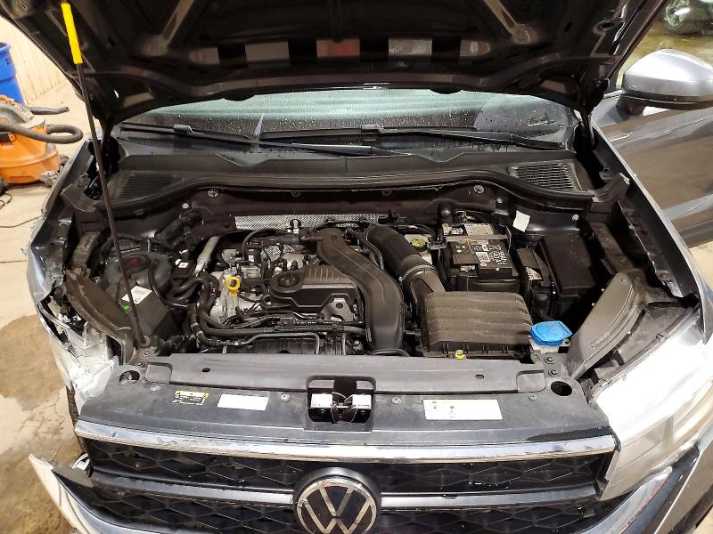 2024 Volkswagen Taos მანქანა იყიდება აუქციონზე, vin: 3VVUX7B22RM061415, აუქციონის ნომერი: 65739736