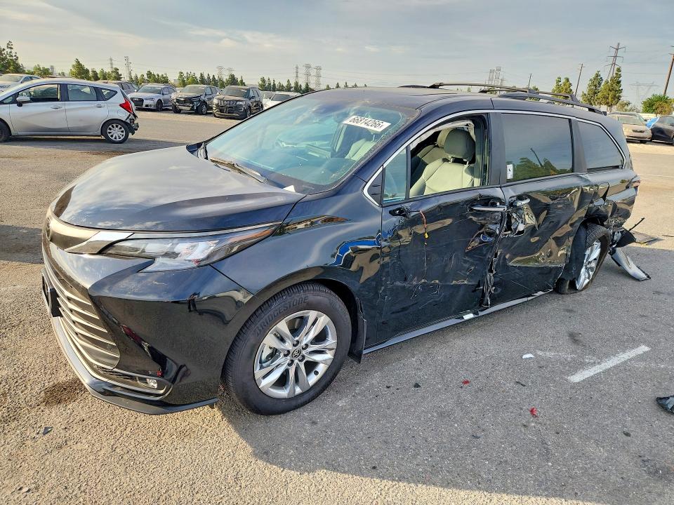 Продажа на аукционе авто 2026 Toyota Sienna, vin: 5TDYRKEC6TS333120, номер лота: 66814266
