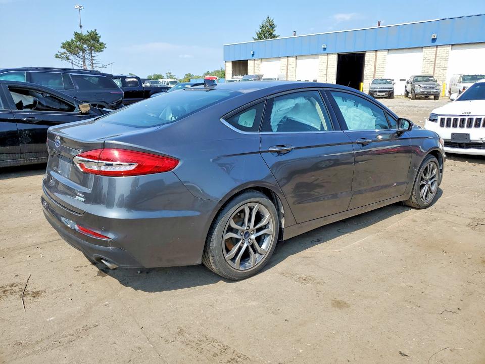 2020 Ford Fusion მანქანა იყიდება აუქციონზე, vin: 3FA6P0CD9LR167035, აუქციონის ნომერი: 65950516