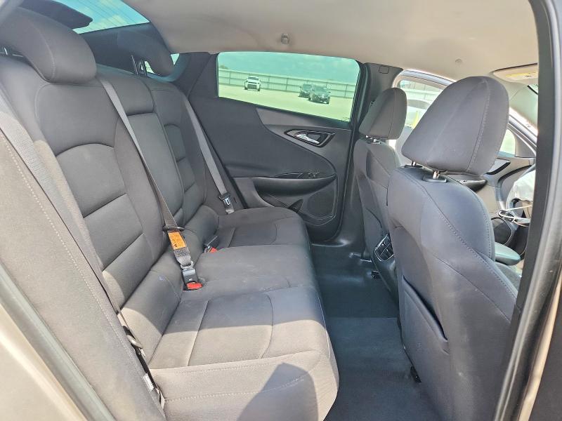 64822776 :رقم المزاد ، 1G1ZD5STXNF163624 vin ، 2022 Chevrolet Malibu مزاد بيع