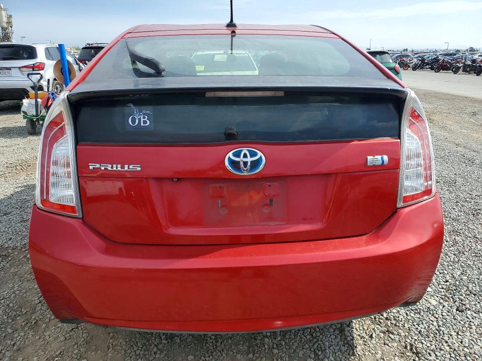 64801096 :رقم المزاد ، JTDKN3DU5E1750102 vin ، 2014 Toyota Prius مزاد بيع