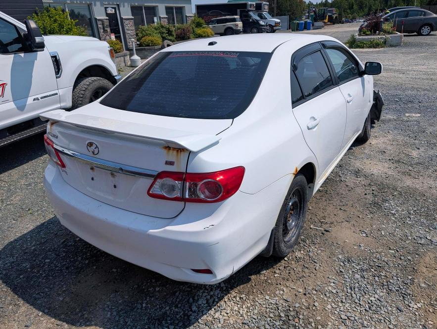 62494926 :رقم المزاد ، 2T1BU4EE9BC714582 vin ، 2011 Toyota Corolla مزاد بيع