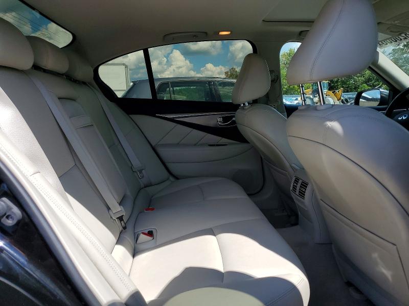 65820066 :رقم المزاد ، JN1BV7AR9FM402801 vin ، 2015 Infiniti Q50 مزاد بيع