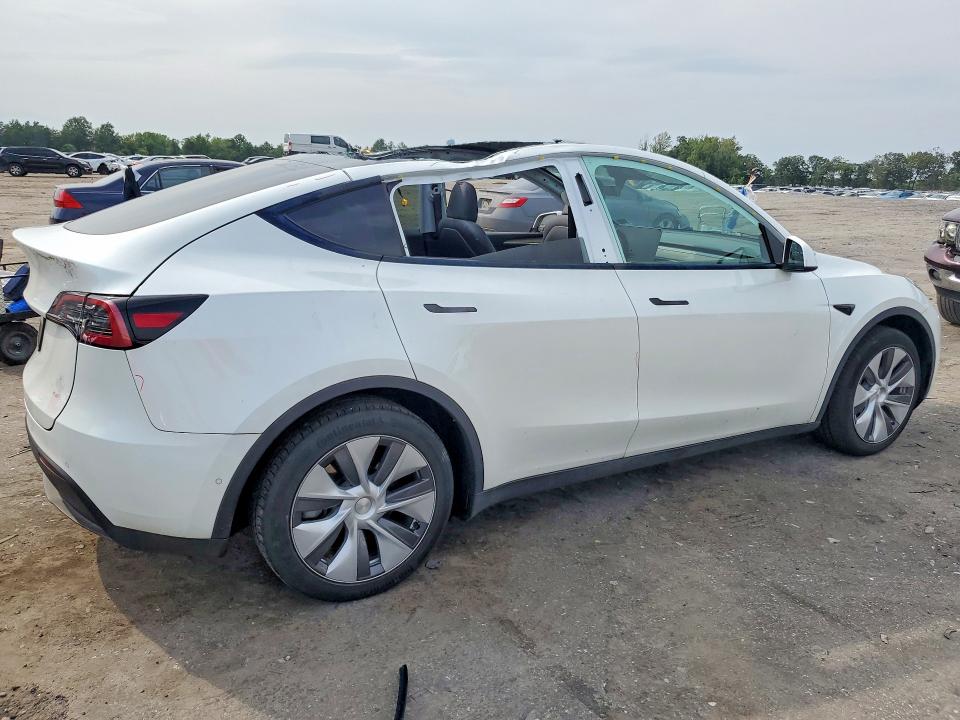 63917186 :رقم المزاد ، 7SAYGDEE4NA012476 vin ، 2022 Tesla Model Y مزاد بيع