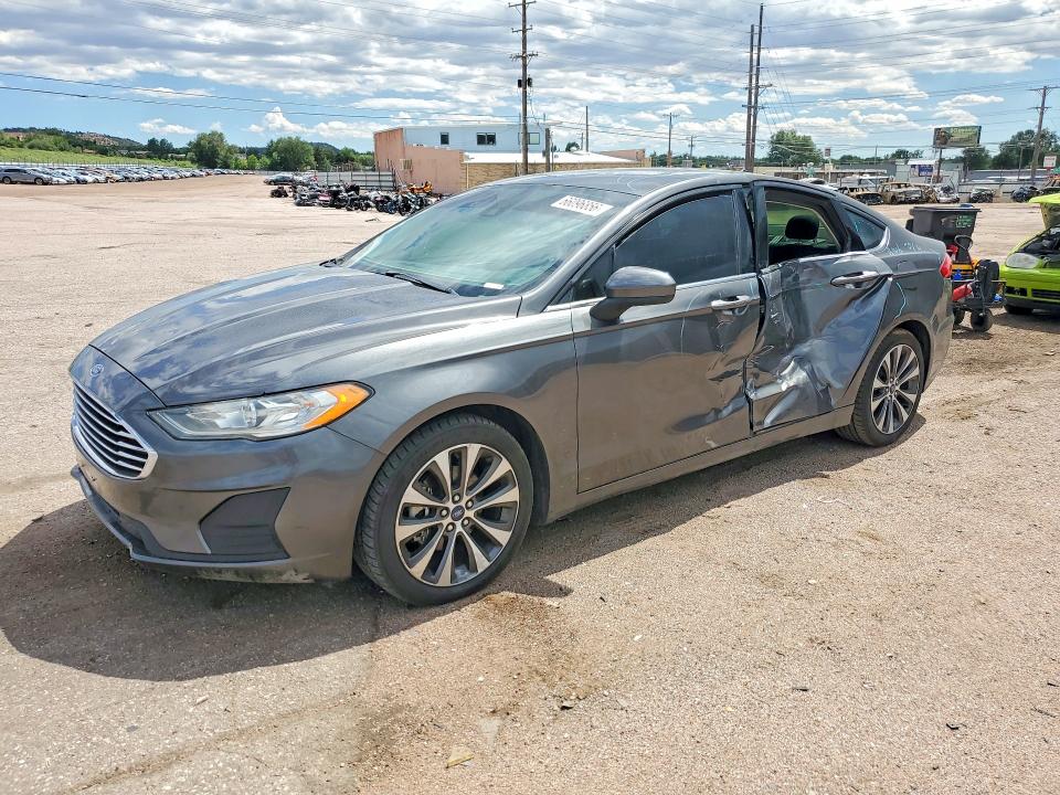 66096856 :رقم المزاد ، 3FA6P0T9XKR237376 vin ، 2019 Ford Fusion مزاد بيع