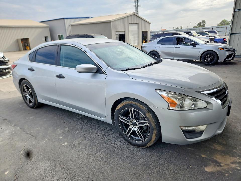 2015 Nissan Altima მანქანა იყიდება აუქციონზე, vin: 1N4AL3AP4FC274291, აუქციონის ნომერი: 66625006