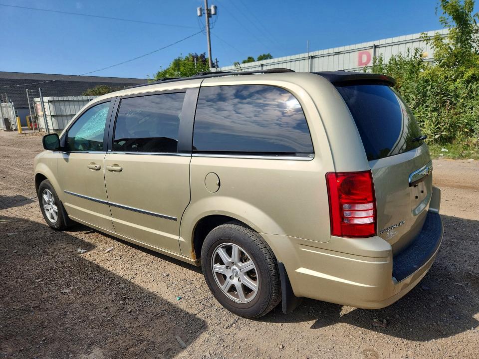 2010 Chrysler Town & Country მანქანა იყიდება აუქციონზე, vin: 2A4RR5D17AR380808, აუქციონის ნომერი: 65865196