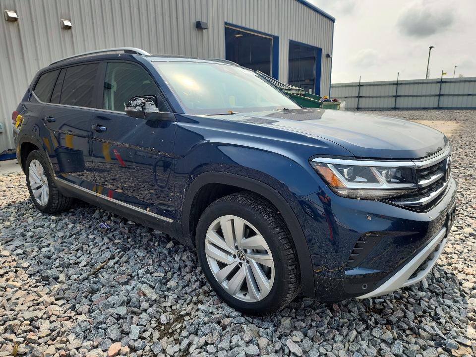 64776676 :رقم المزاد ، 1V2BP2CA7MC569709 vin ، 2021 Volkswagen Atlas مزاد بيع