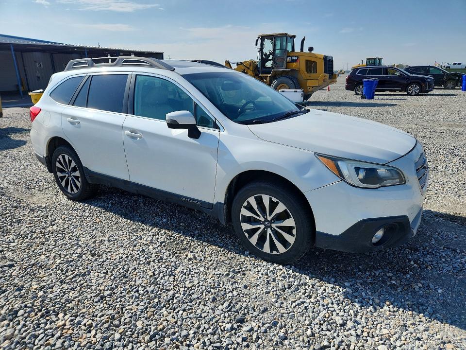 64498466 :رقم المزاد ، 4S4BSENC1F3331577 vin ، 2015 Subaru Outback مزاد بيع