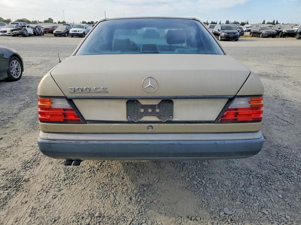 Продажа на аукционе авто 1989 Mercedes-benz 300, vin: WDBEA50D6KA894214, номер лота: 64157836