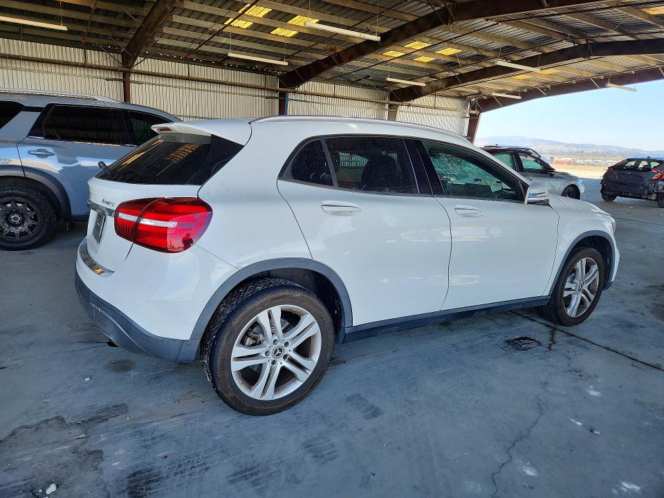 2020 Mercedes-benz Gla მანქანა იყიდება აუქციონზე, vin: WDCTG4GB9LU023386, აუქციონის ნომერი: 65375176