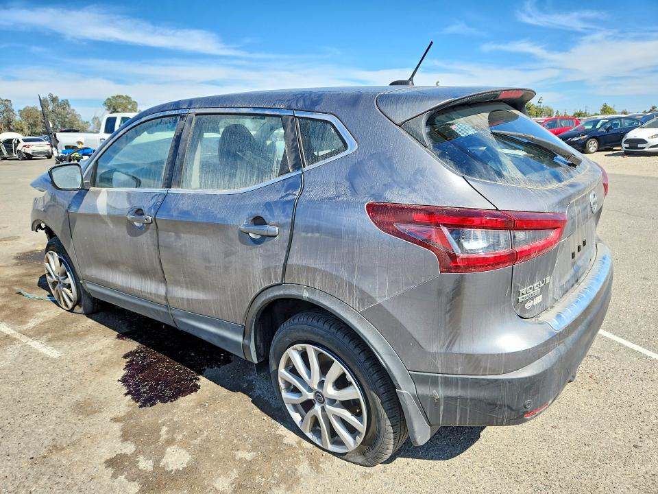 65533226 :رقم المزاد ، JN1BJ1CWXLW367052 vin ، 2020 Nissan Rogue Sport مزاد بيع