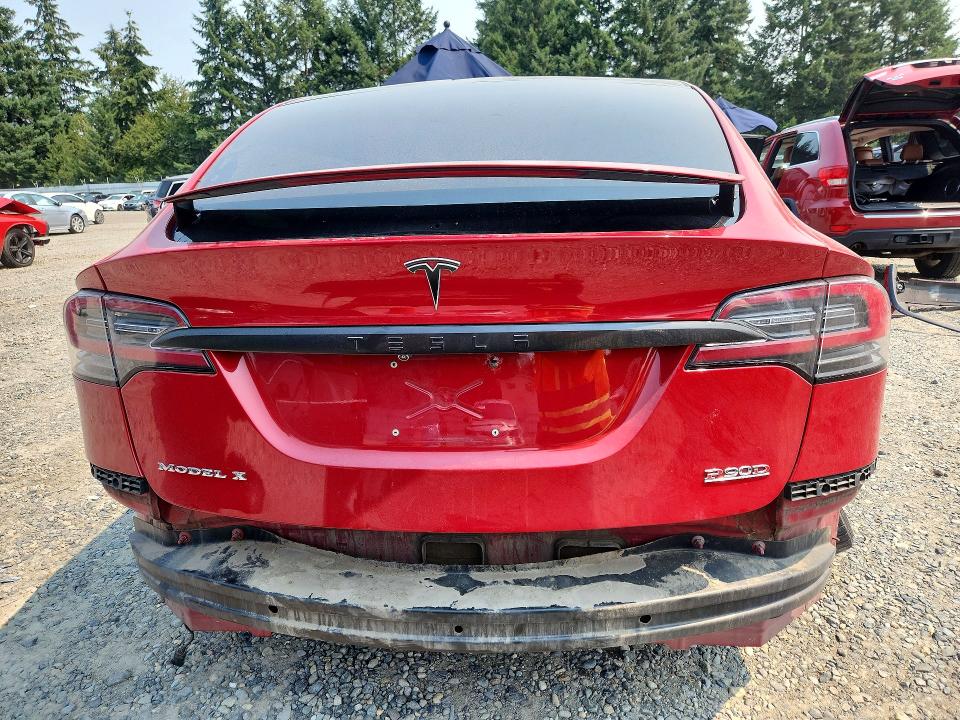 2016 Tesla Model X მანქანა იყიდება აუქციონზე, vin: 5YJXCAE41GF010782, აუქციონის ნომერი: 62868416