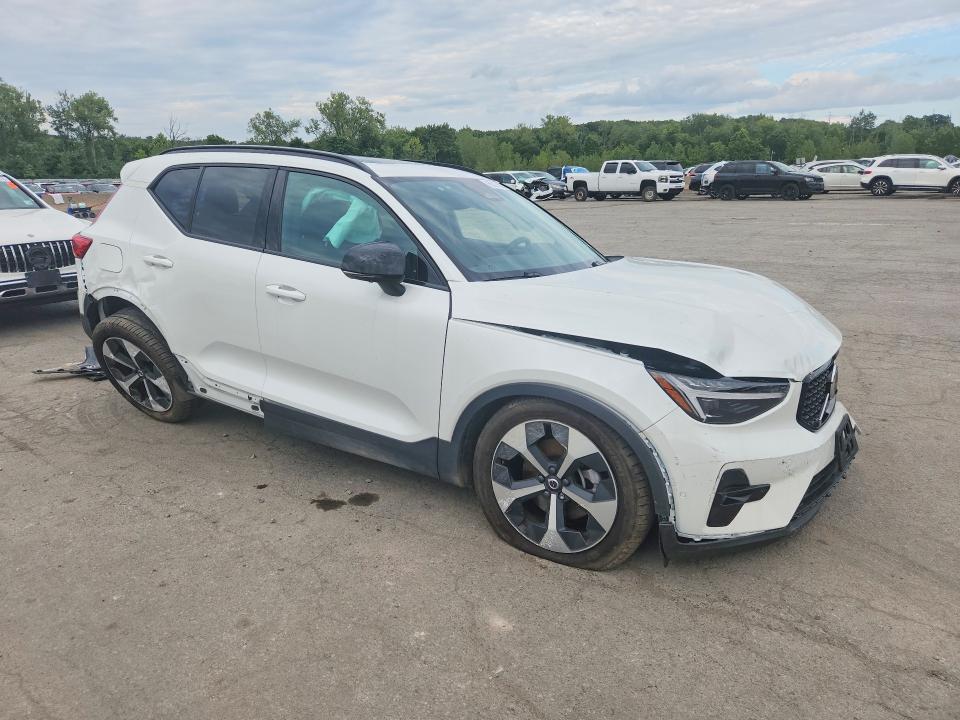 70785056 :رقم المزاد ، YV4L12UCXT2671384 vin ، 2026 Volvo Xc40 مزاد بيع