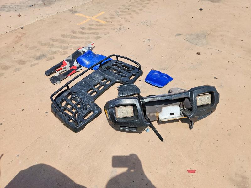 64110756 :رقم المزاد ، 4XACH59AX4A333943 vin ، 2004 Polaris Sportsman مزاد بيع