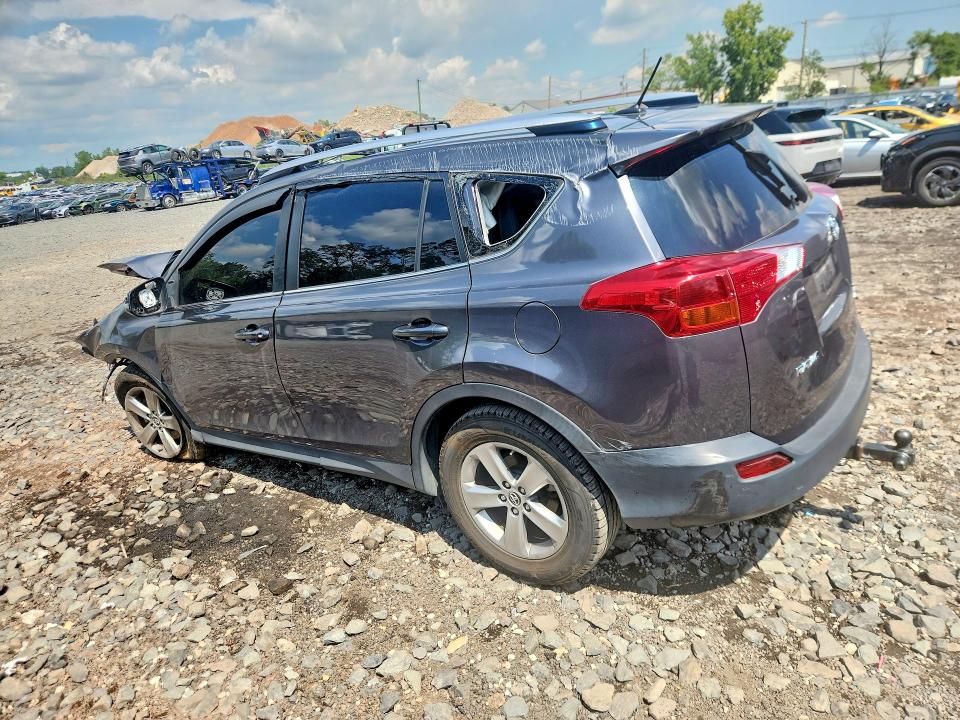 Продажа на аукционе авто 2015 Toyota Rav4, vin: JTMRFREV8FJ045737, номер лота: 65404466