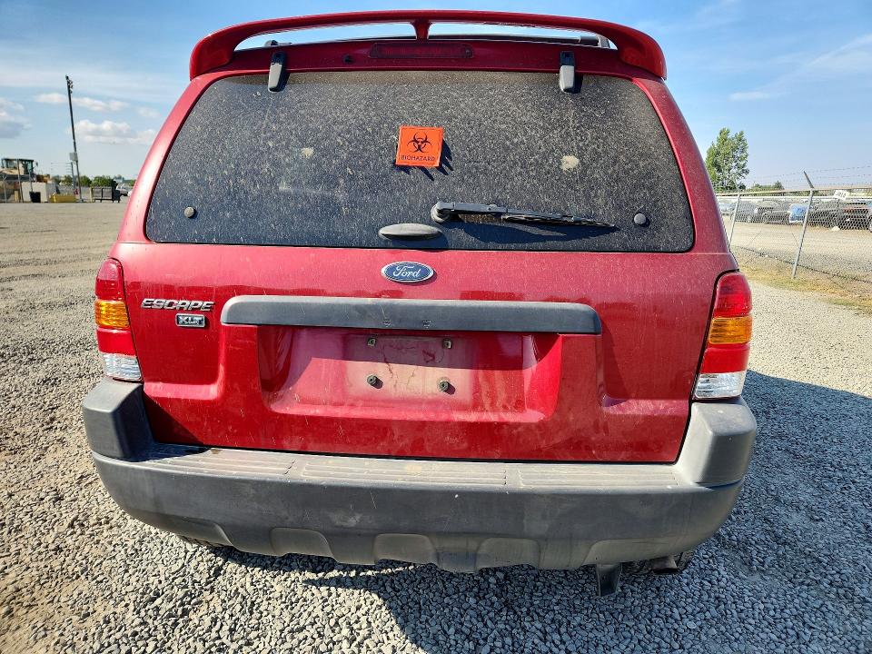 65211176 :رقم المزاد ، 1FMCU93173KE00877 vin ، 2003 Ford Escape مزاد بيع