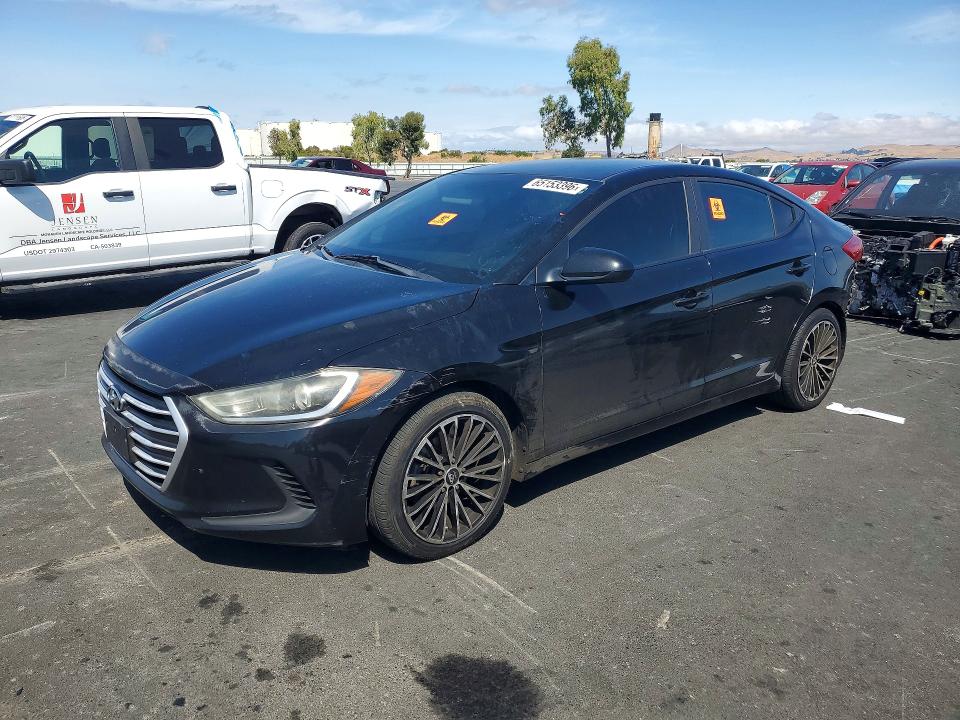2017 Hyundai Elantra მანქანა იყიდება აუქციონზე, vin: KMHD74LF4HU173458, აუქციონის ნომერი: 65153396