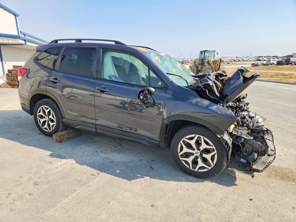 67376816 :رقم المزاد ، JF2SKAJC5MH542401 vin ، 2021 Subaru Forester مزاد بيع