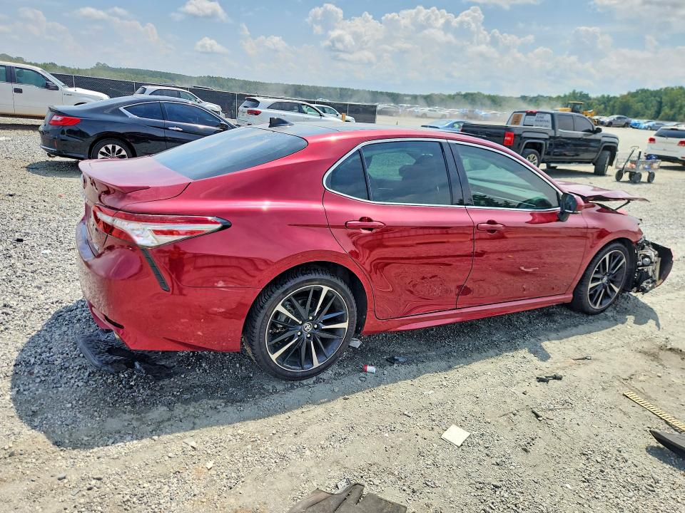 Продаж на аукціоні авто 2018 Toyota Camry, vin: 4T1BZ1HK5JU506813, номер лоту: 66973146