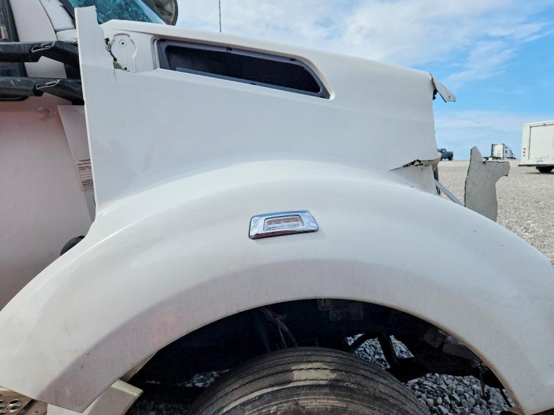 2025 Kenworth T880 მანქანა იყიდება აუქციონზე, vin: 1XKZDP9X7SJ183676, აუქციონის ნომერი: 64565116