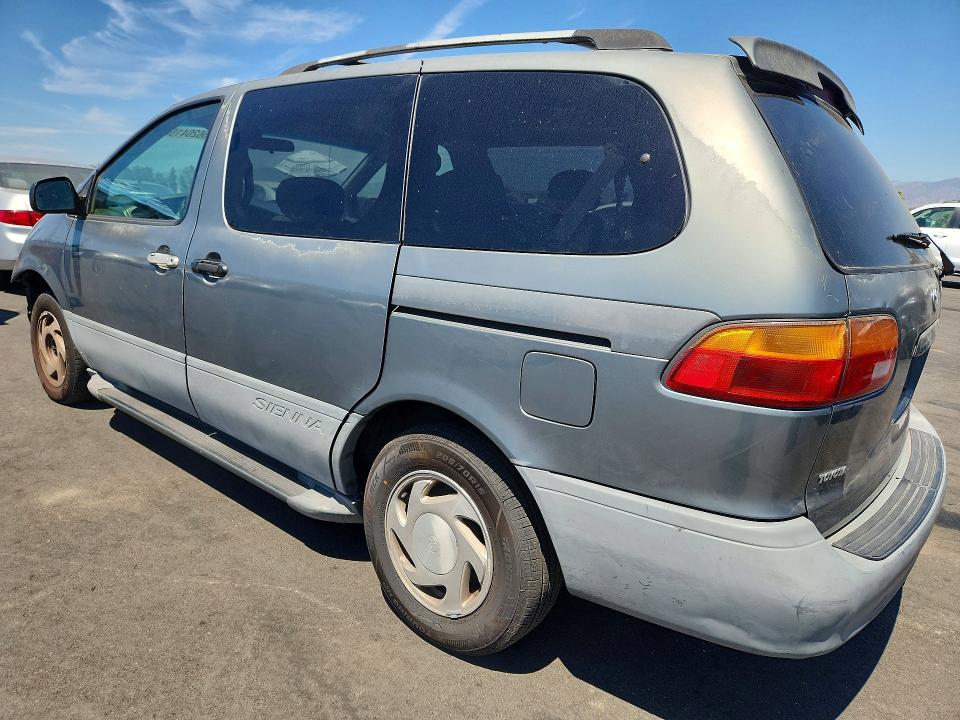 Продажа на аукционе авто 1999 Toyota Sienna, vin: 4T3ZF13C1XU101815, номер лота: 66204166