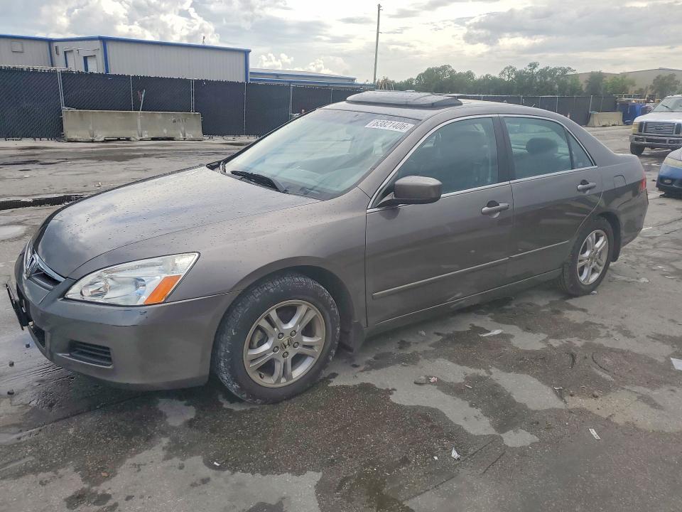 2006 Honda Accord მანქანა იყიდება აუქციონზე, vin: 1HGCM56886A088294, აუქციონის ნომერი: 63821406