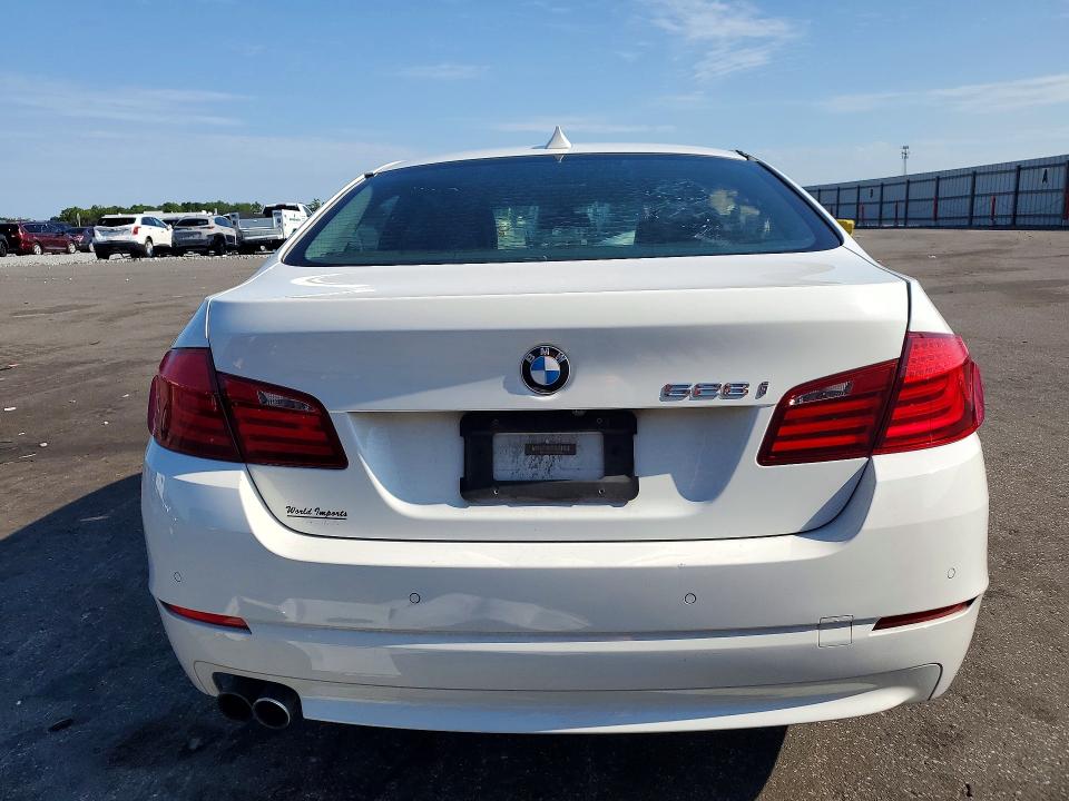 65535236 :رقم المزاد ، WBAXG5C54DD230182 vin ، 2013 Bmw 528 مزاد بيع