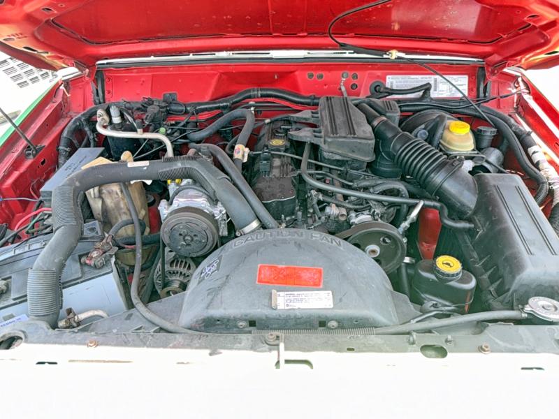 65690276 :رقم المزاد ، 1J4FT27P0XL584421 vin ، 1999 Jeep Cherokee مزاد بيع