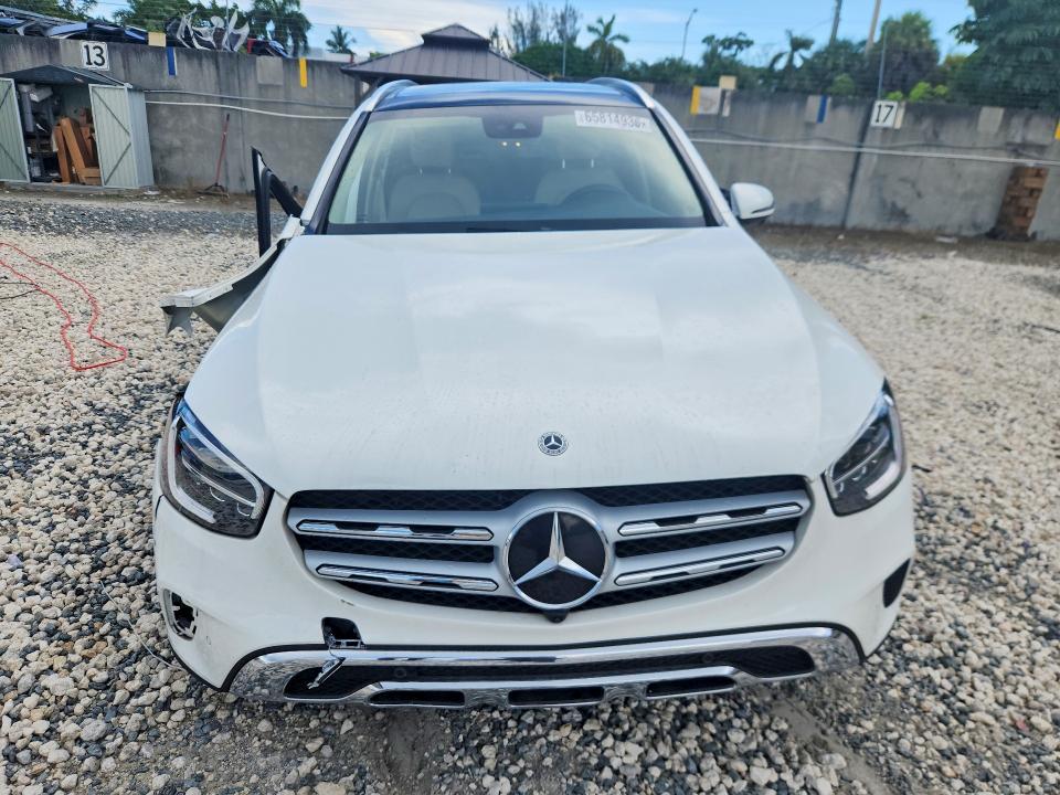 65814936 :رقم المزاد ، W1N0G8DB7NG042517 vin ، 2022 Mercedes-benz Glc مزاد بيع