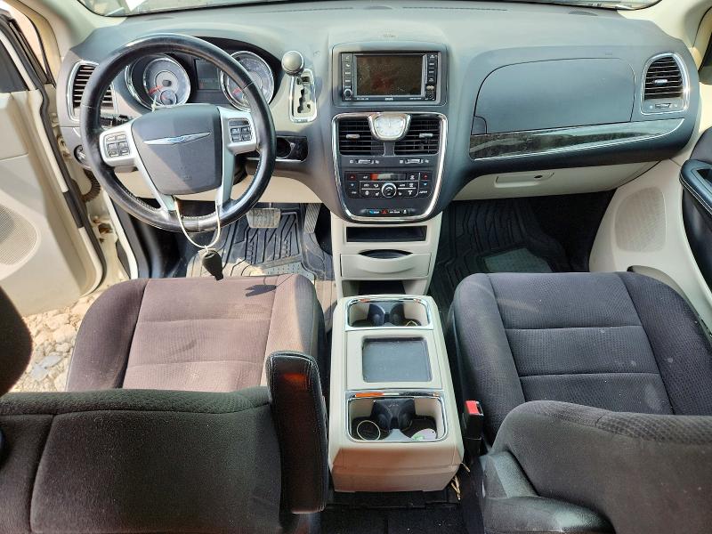 65326726 :رقم المزاد ، 2A4RR5DG0BR785916 vin ، 2011 Chrysler Town & Country مزاد بيع