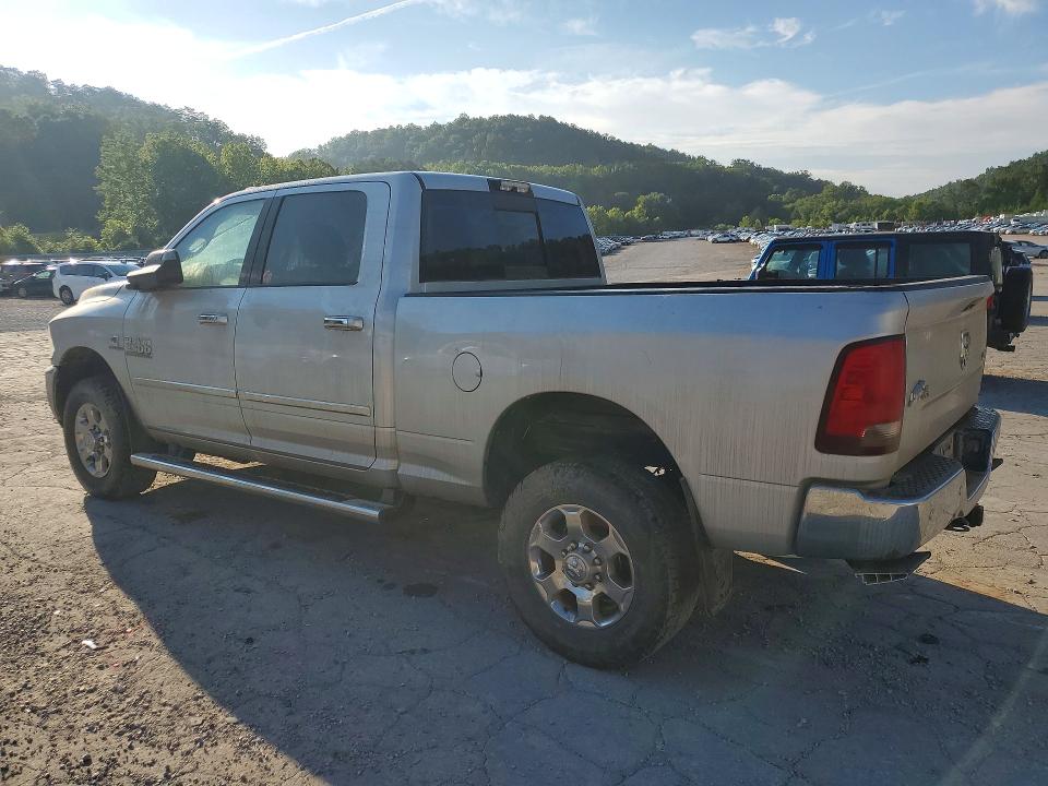 64022146 :رقم المزاد ، 3C6UR5DL9HG772939 vin ، 2017 Ram 2500 مزاد بيع