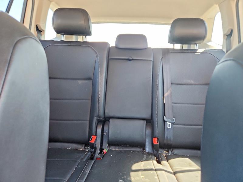 2018 Volkswagen Tiguan მანქანა იყიდება აუქციონზე, vin: 3VV3B7AXXJM190854, აუქციონის ნომერი: 66930926