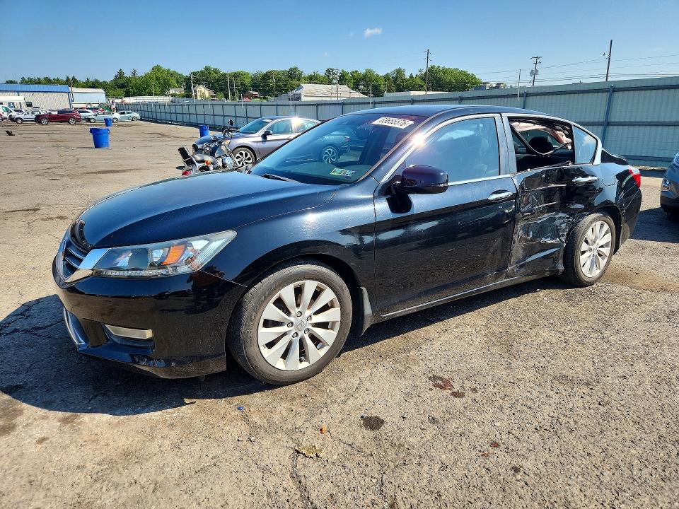 2013 Honda Accord მანქანა იყიდება აუქციონზე, vin: 1HGCR2F86DA231756, აუქციონის ნომერი: 63655576