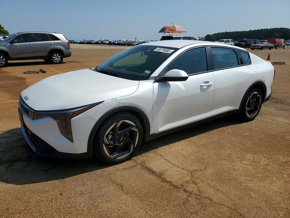 2025 Kia K4 მანქანა იყიდება აუქციონზე, vin: 3KPFU4DE9SE157807, აუქციონის ნომერი: 63579566