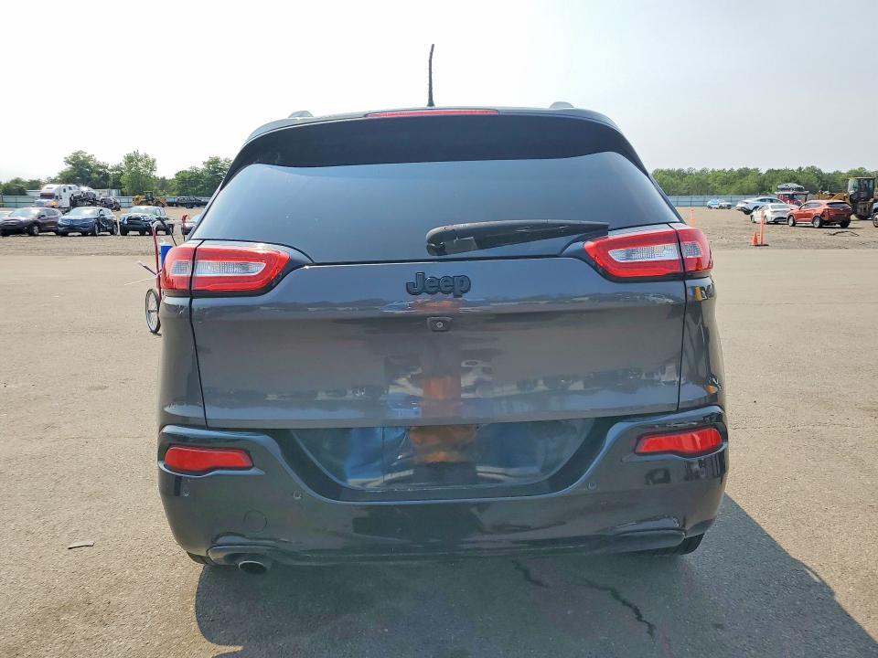 Продаж на аукціоні авто 2018 Jeep Cherokee, vin: 1C4PJLCBXJD588302, номер лоту: 64961396