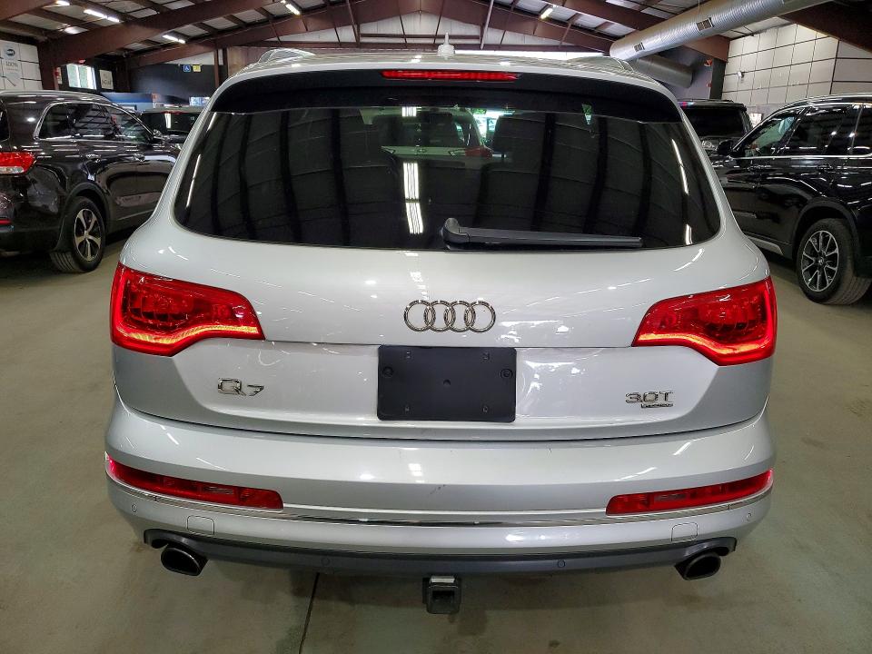 Продажа на аукционе авто 2015 Audi Q7, vin: WA1LGAFE3FD000913, номер лота: 64853736
