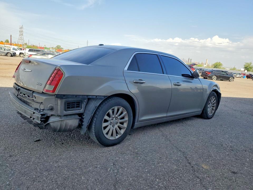 2014 Chrysler 300 მანქანა იყიდება აუქციონზე, vin: 2C3CCAAG2EH260204, აუქციონის ნომერი: 63524496
