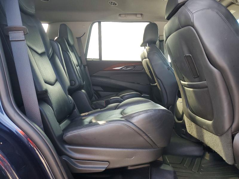 63511626 :رقم المزاد ، 1GYS3CKJXKR282647 vin ، 2019 Cadillac Escalade مزاد بيع
