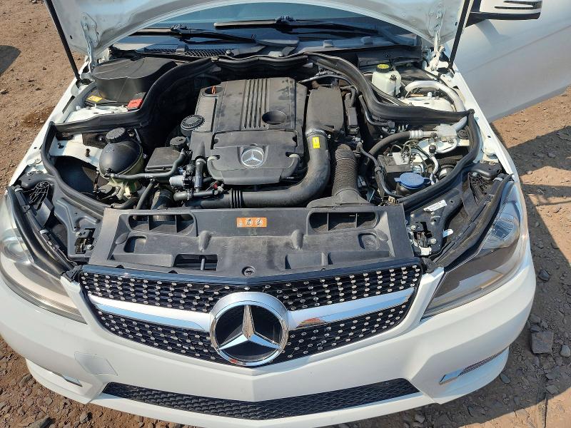 64019746 :رقم المزاد ، WDDGJ4HB2DF960874 vin ، 2013 Mercedes-benz C مزاد بيع